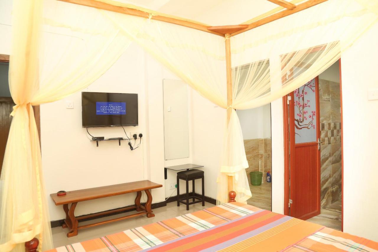 Global Lake Villa Hikkaduwa Buitenkant foto